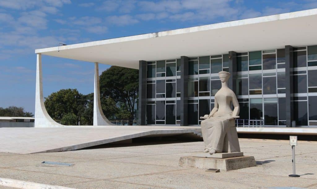 STF: ministros anulam ação trabalhista bilionária contra a Petrobras.