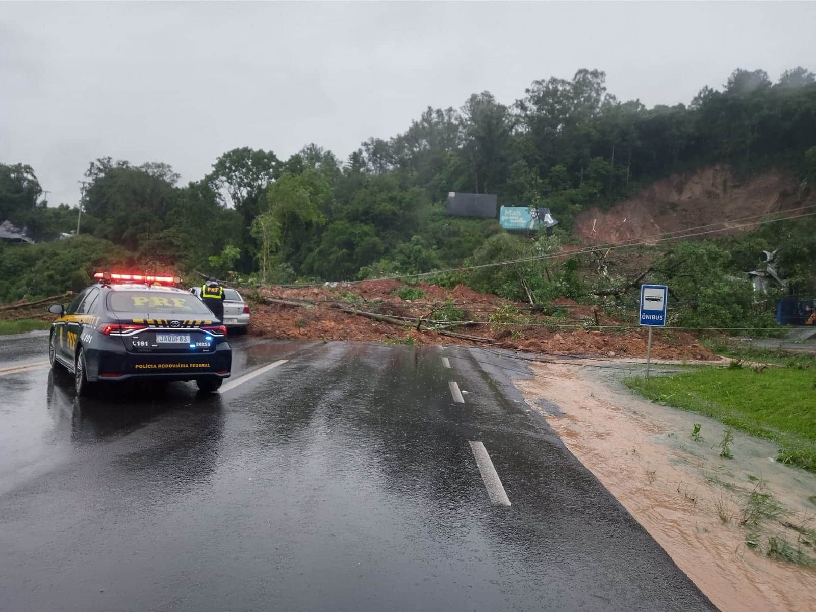 Desvio na rodovia SE-290 só pode ser realizado por veículos leves